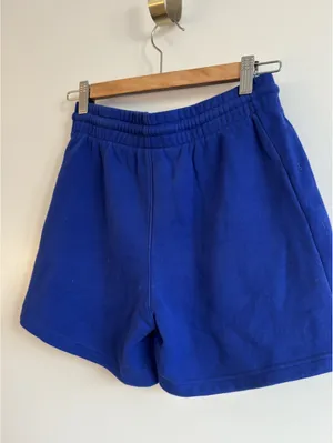 Aritzia TNA Cozy Fleece Boyfriend Mid-Thigh Shorts Blue XS #94293 thumbnail 11