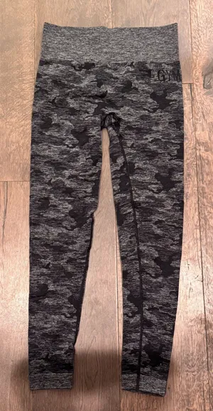 Gymshark Black Camo Leggings thumbnail 1