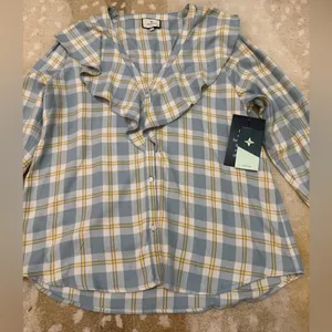 Tuckernuck NWT Blue V Neck Ruffle Eileen Button down women’s size XXL thumbnail 10