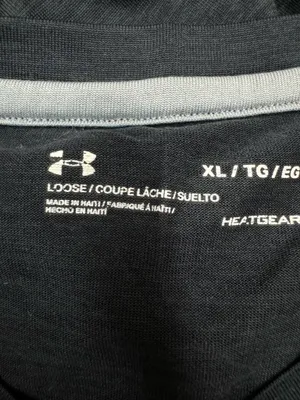 Under Armour Mens Loose Fit Heatgear Black Short Sleeve Tee Size X-Large thumbnail 4