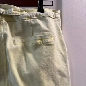 Avec Les Filles Women’s Yellow Wide Leg Jeans Size 32 thumbnail 5