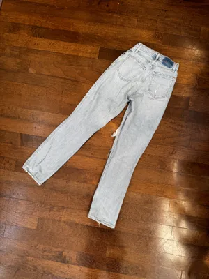 Abercrombie and fitch light wash high waisted straight leg ripped jeans US 25 thumbnail 9
