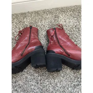 Frye Savannah Leather Classic Lace Up Streetwear Combat Heeled Boots 8.5 thumbnail 4