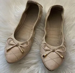 Beige Leather Ballet Flats Size 37 EU = 7 women’s thumbnail 1