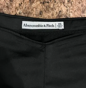 Abercrombie Black Silk Mini Skirt thumbnail 5