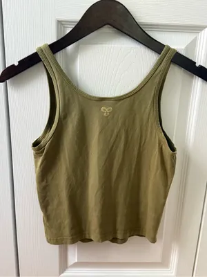 Aritzia Tna 90s Bergman Tank in Olive Green thumbnail 3