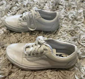 Vans shoes  thumbnail 1