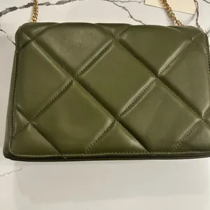 Olive Quilted Chain Shoulder Bag Purse NWT Green thumbnail 3