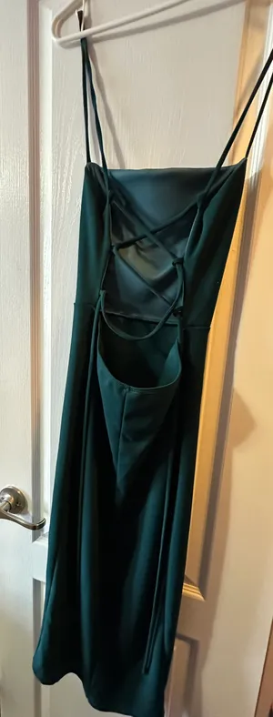 Windsor Green Midi Dress thumbnail 2