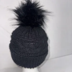 Aerie Black Knit Toboggan Ski Winter Weather One Size Hat Cap Pompom‎ Beanie thumbnail 6
