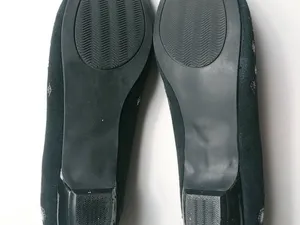 Classique 8.5 Black Suede Low Kitten Heels Slip On Shoes thumbnail 3