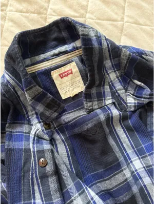 Levi's Button Up thumbnail 2