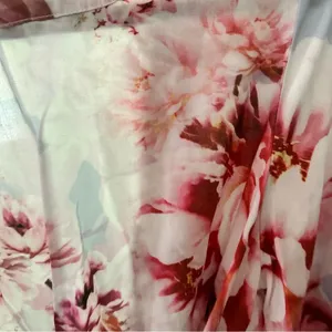 Plum Pretty Sugar Floral Rayon Bridal Robe Women’s XS thumbnail 4
