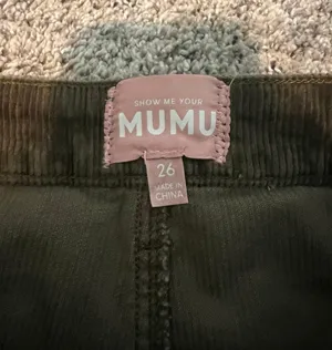 Show Me Your Mumu Green Corduroy Cropped Pants thumbnail 3