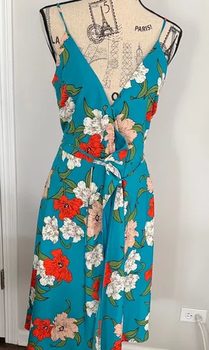 Lulus Teal Floral Wrap Midi Dress Size M thumbnail 1