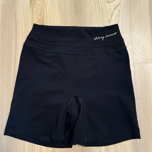 Gymshark shorts thumbnail 1