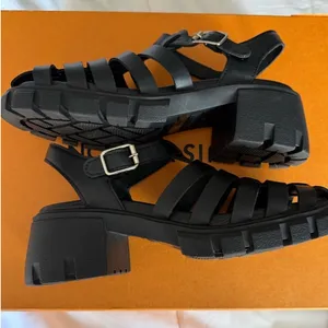 Steve Madden Sandals Black womans  thumbnail 3