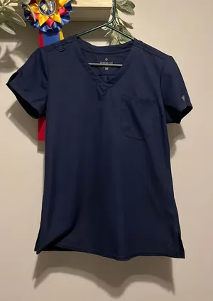 Med couture Scrubs thumbnail 1