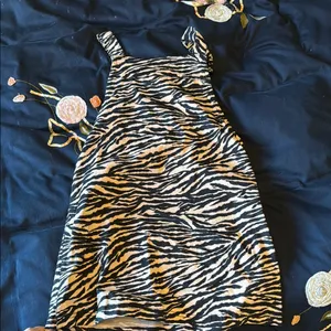 H&M Zebra Print Dress - Black and Cream thumbnail 4