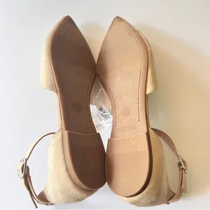 Old Navy Women's Pointy Toe Low Heel Ankle Strap Flats Desert Floor Sz 8 thumbnail 12