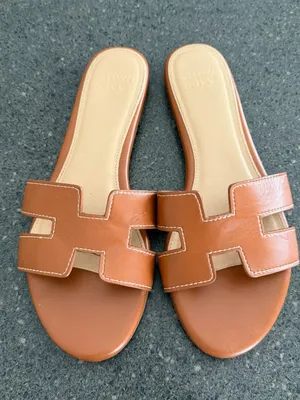 Crown & Ivy Tan  Cutout Slide Mules size 7 thumbnail 3