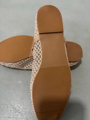 Sandals Tan Size 6 thumbnail 2