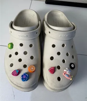Crocs Classic‎ Crush Clog Bone Women Size 10 Platform Jibbitz Charms Comfort thumbnail 1