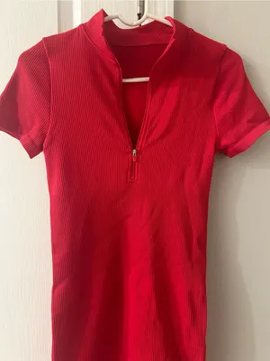 OQQ Red Ribbed Zip-Front Short Sleeve Bodycon Dress thumbnail 3