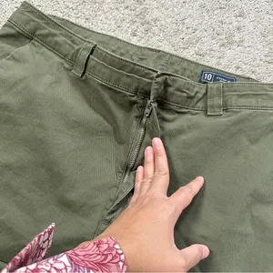 GAP Women’s Everyday Mid Rise Straight Up Khakis Pants in Army Jacket Green 10 thumbnail 10