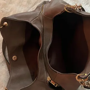 Source Unknown Women’s Faux Leather Shoulder Bag with Gold Chain – Brown Hobo Tote, Unbranded thumbnail 4