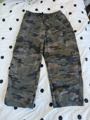 Gap Camo Cargo Pants thumbnail 1