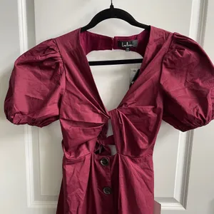 Lulus Midi Dress Wmns XS Burgundy Cottagecore Puff Sleeve Tiered Back Cutout Tie thumbnail 4