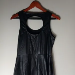 Korra Black Stretch Leather Look Top L thumbnail 2