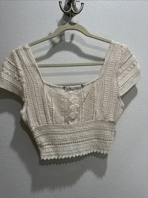Zara Cream Crochet Crop Top thumbnail 5