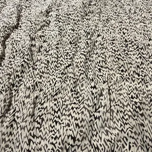 DUE Per Due 100% Silk Tan Brown Chevron Maxi Skirt‎ Size 4P thumbnail 8