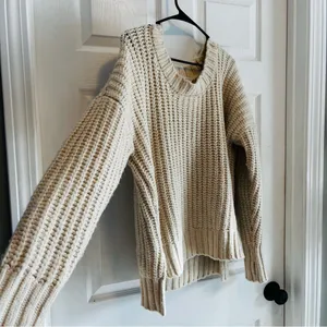 Aerie Cream Chunky Knit Crew Neck Sweater XS Oversized thumbnail 8