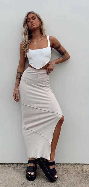 Princess Polly Oscar Split Maxi Skirt thumbnail 1