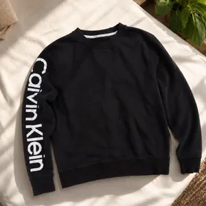 Calvin Klein Black Logo Sleeve Crewneck Sweatshirt Streetwear M thumbnail 4