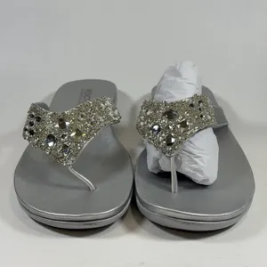Kenneth‎ Cole REACTION Size-10M Women's Glam-Athon Thong Sandal Silver thumbnail 4