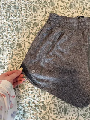 Lululemon Shorts thumbnail 4