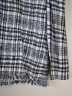 Ann Taylor Women's M Black White Plaid 3/4 Sleeve Smocked Top thumbnail 6