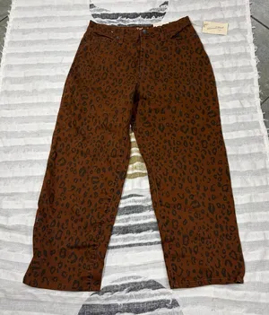 NWT Universal Threads Vintage Straight Jeans Leopard Print Sz 6 Bikercore Boho thumbnail 1