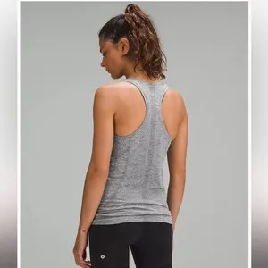 Lululemon Swiftly Tech Racerback Tank Size 4 Light Gray Marl Fitted Sporty‎ Gym thumbnail 5