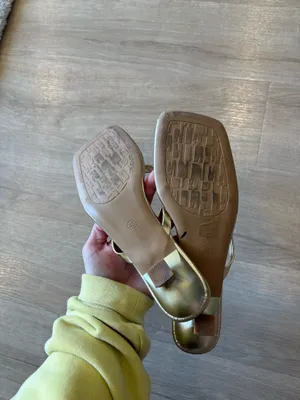 Gold square toe kitten heels Size 8 thumbnail 4