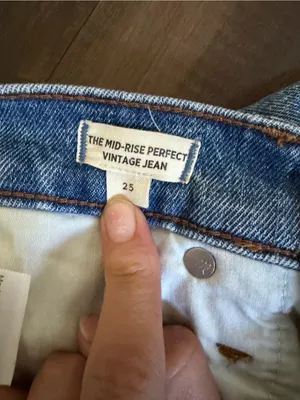 Madewell Light Blue Straight-Leg Jeans with Raw Hem thumbnail 3