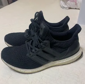Ultraboost Shoes thumbnail 4