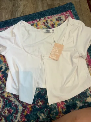 NWT Tiger Mist arti White Scoop-Neck Crop Top thumbnail 5