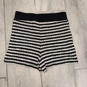 Nasty Gal Crochet Striped Shorts - Size 6 thumbnail 3