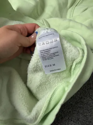 Amazon Sweatshirt thumbnail 2