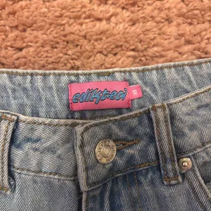 Y2K Edikted Jeans Womens XS Flare Wide Leg Bootcut Mid Rise Light Denim Wash thumbnail 5